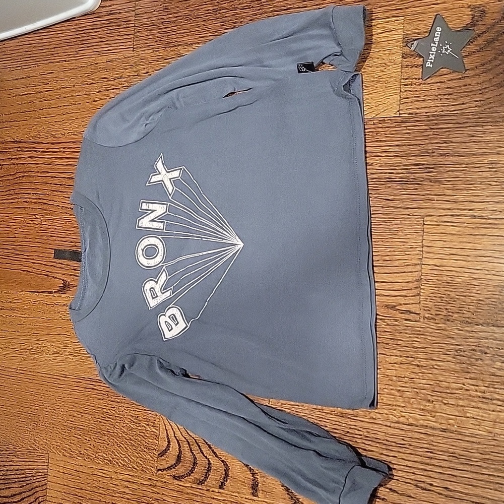 New boys size 4,5 and 6 "BRONX" t shirt